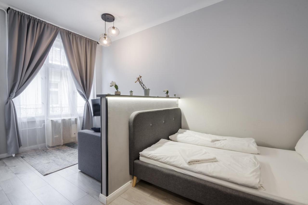 Kl31 - Best Location - Elegant Historic Residence By Bqa Budapest Bagian luar foto