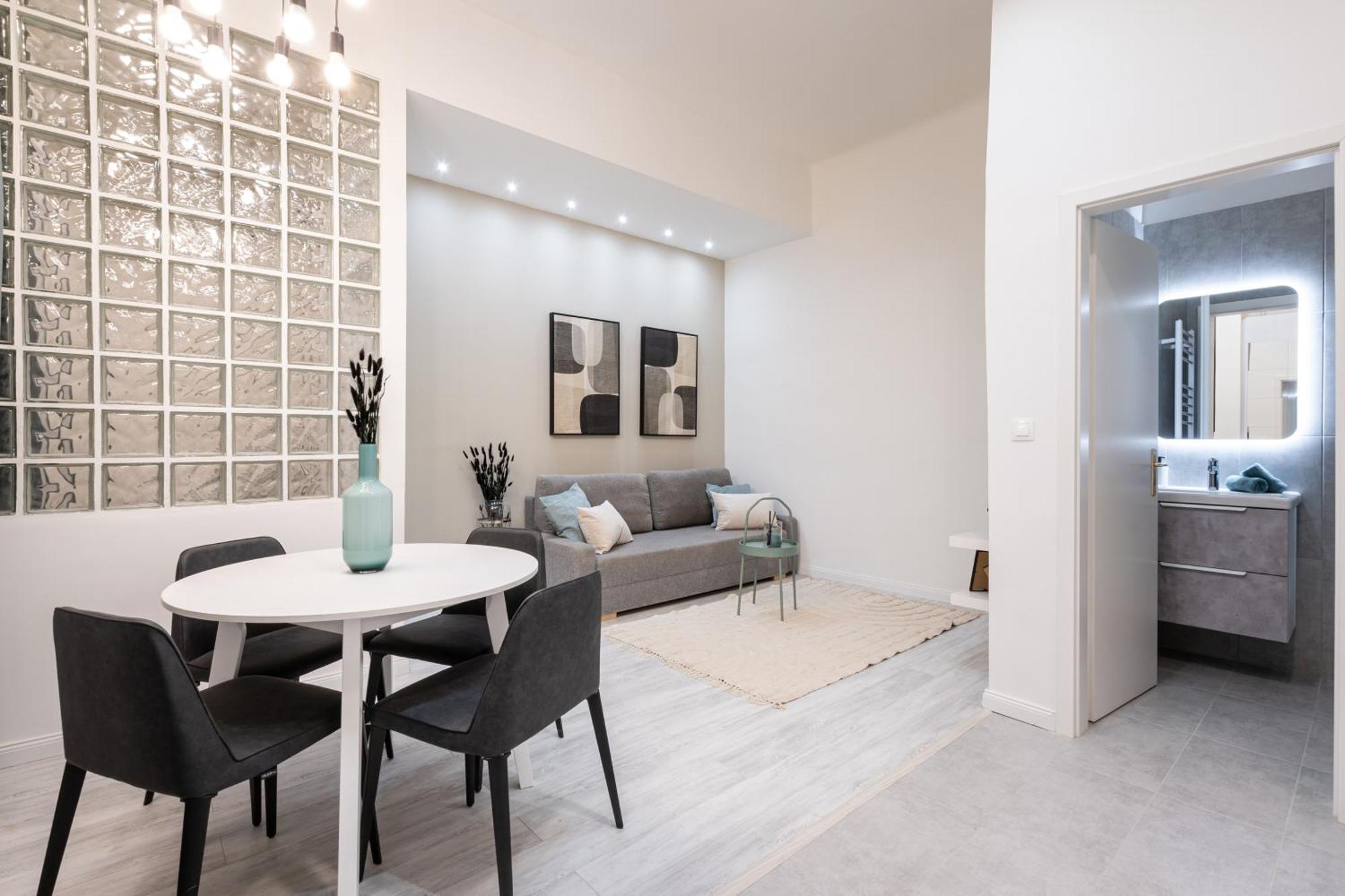 Kl31 - Best Location - Elegant Historic Residence By Bqa Budapest Bagian luar foto
