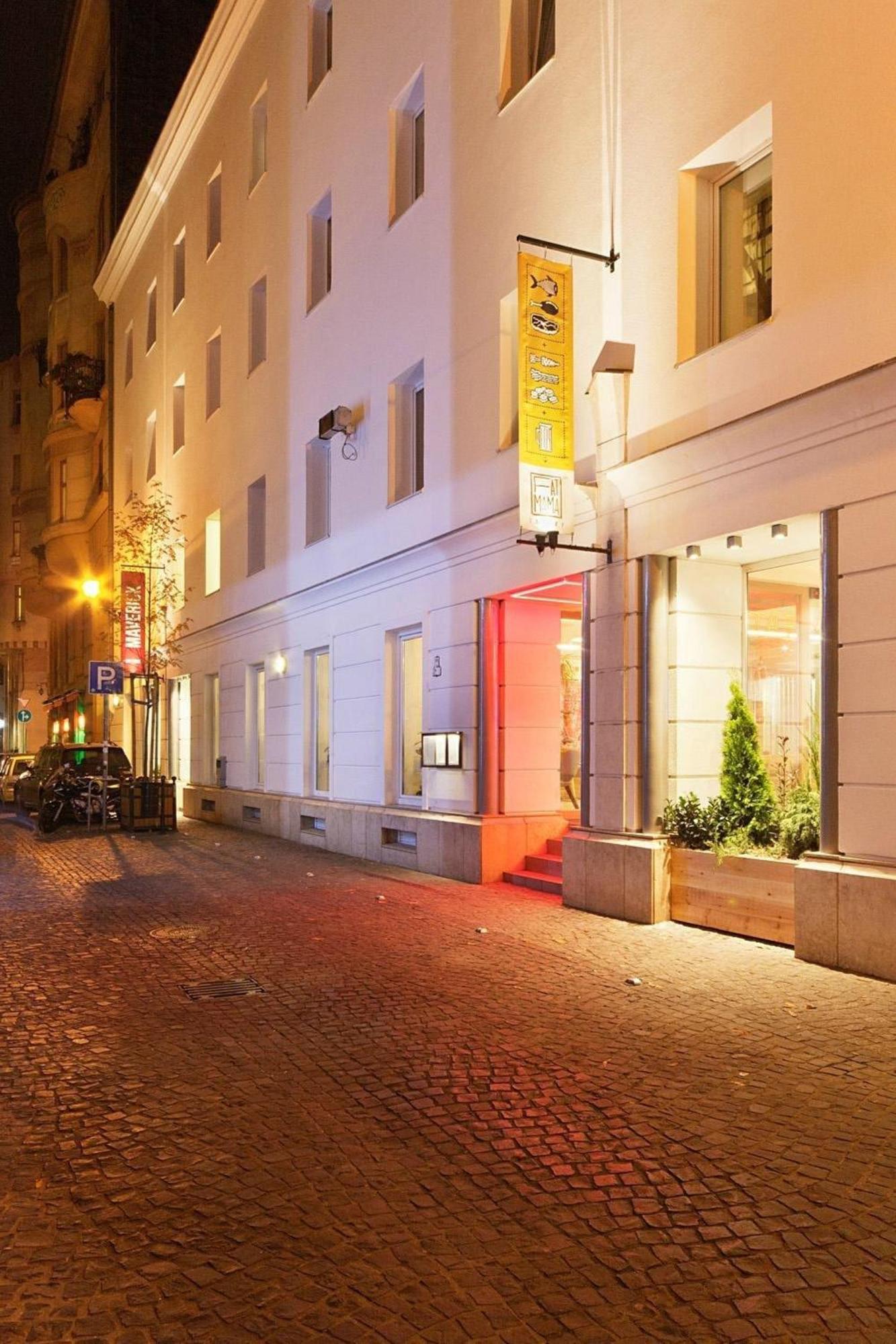 Kl31 - Best Location - Elegant Historic Residence By Bqa Budapest Bagian luar foto